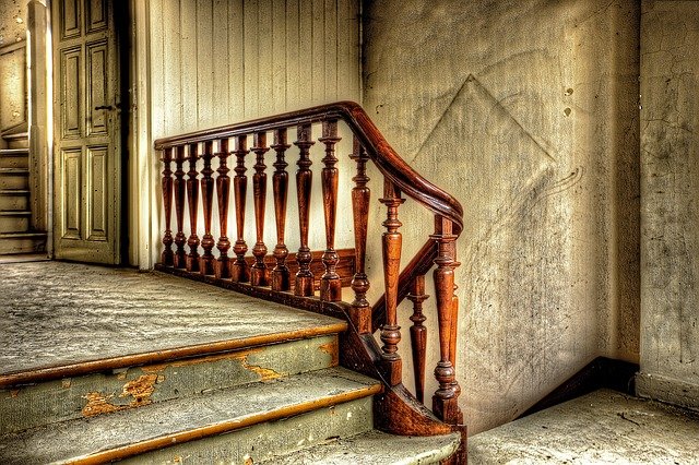 stairs 426389 640